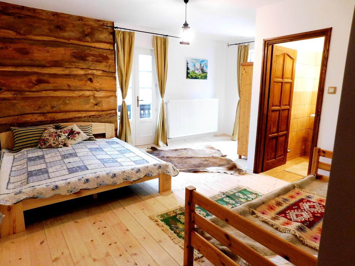 Hubertus Fogado Bed & Breakfast Csesznek ภายนอก รูปภาพ