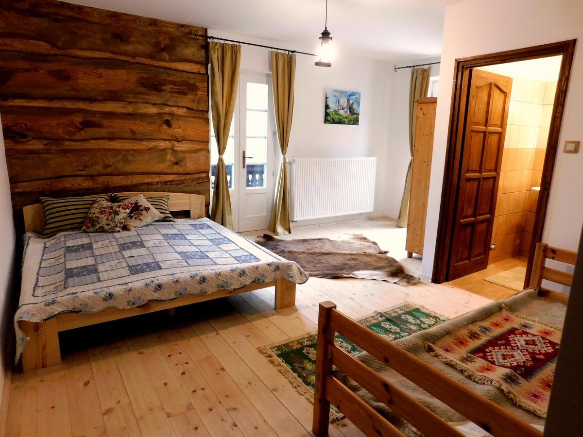 Hubertus Fogado Bed & Breakfast Csesznek ภายนอก รูปภาพ